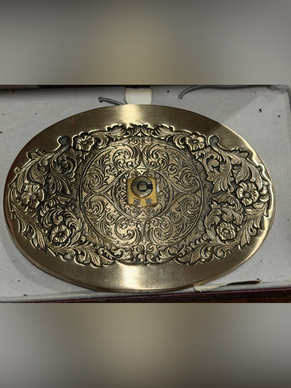 Vintage 1981 OC Tanner Solid Brass Award Belt Buckle 2 SMALL DIAMONDS OR STONES
